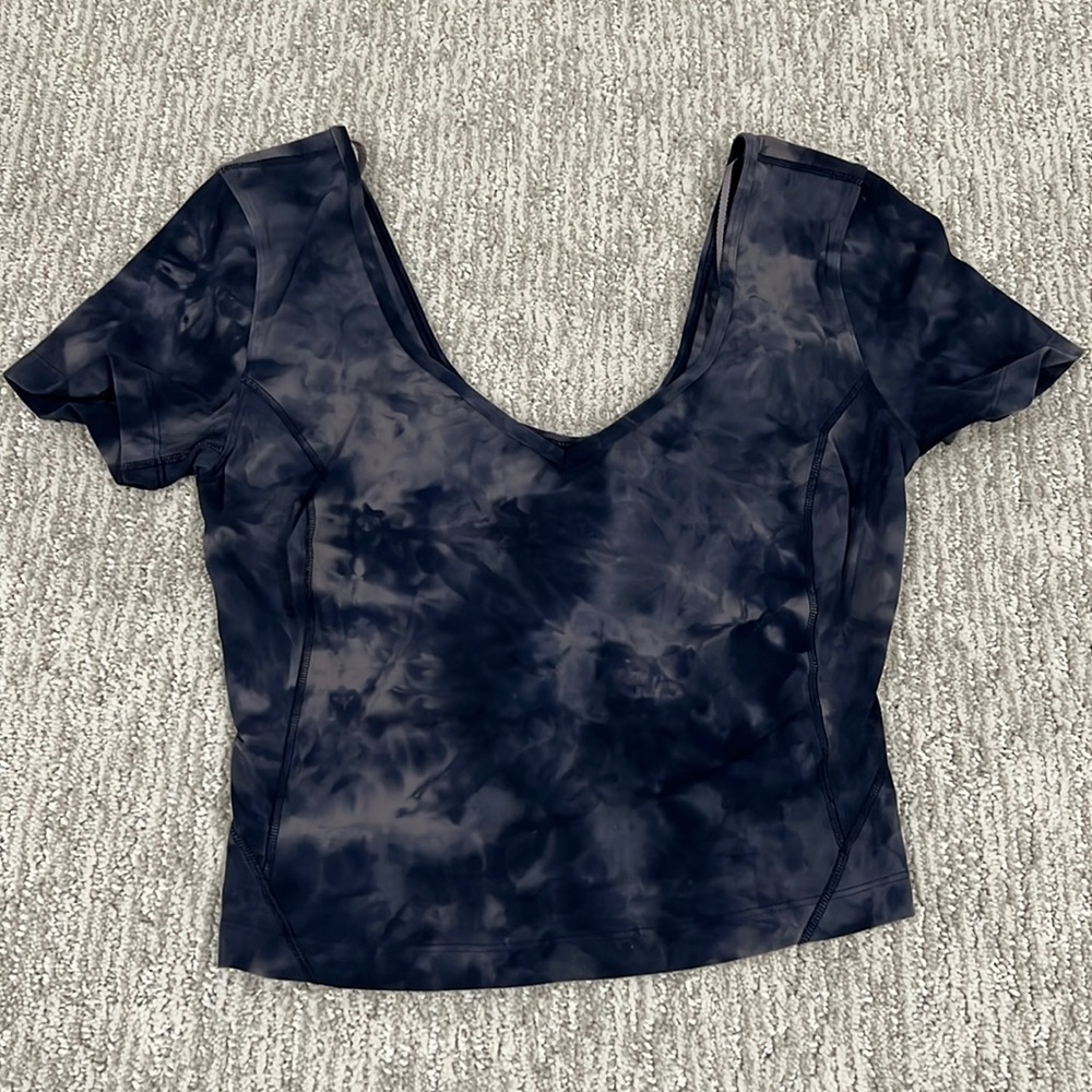 LULULEMON Align T (US4)